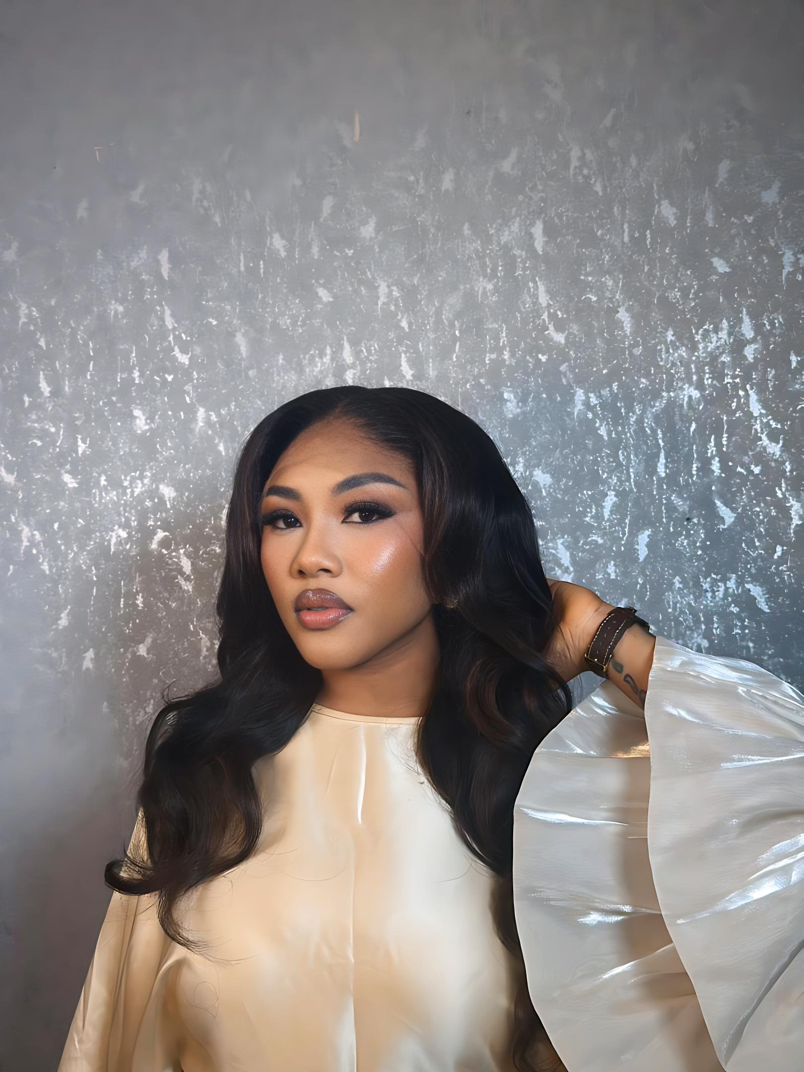 26 inches HD custom color layered wavy unit