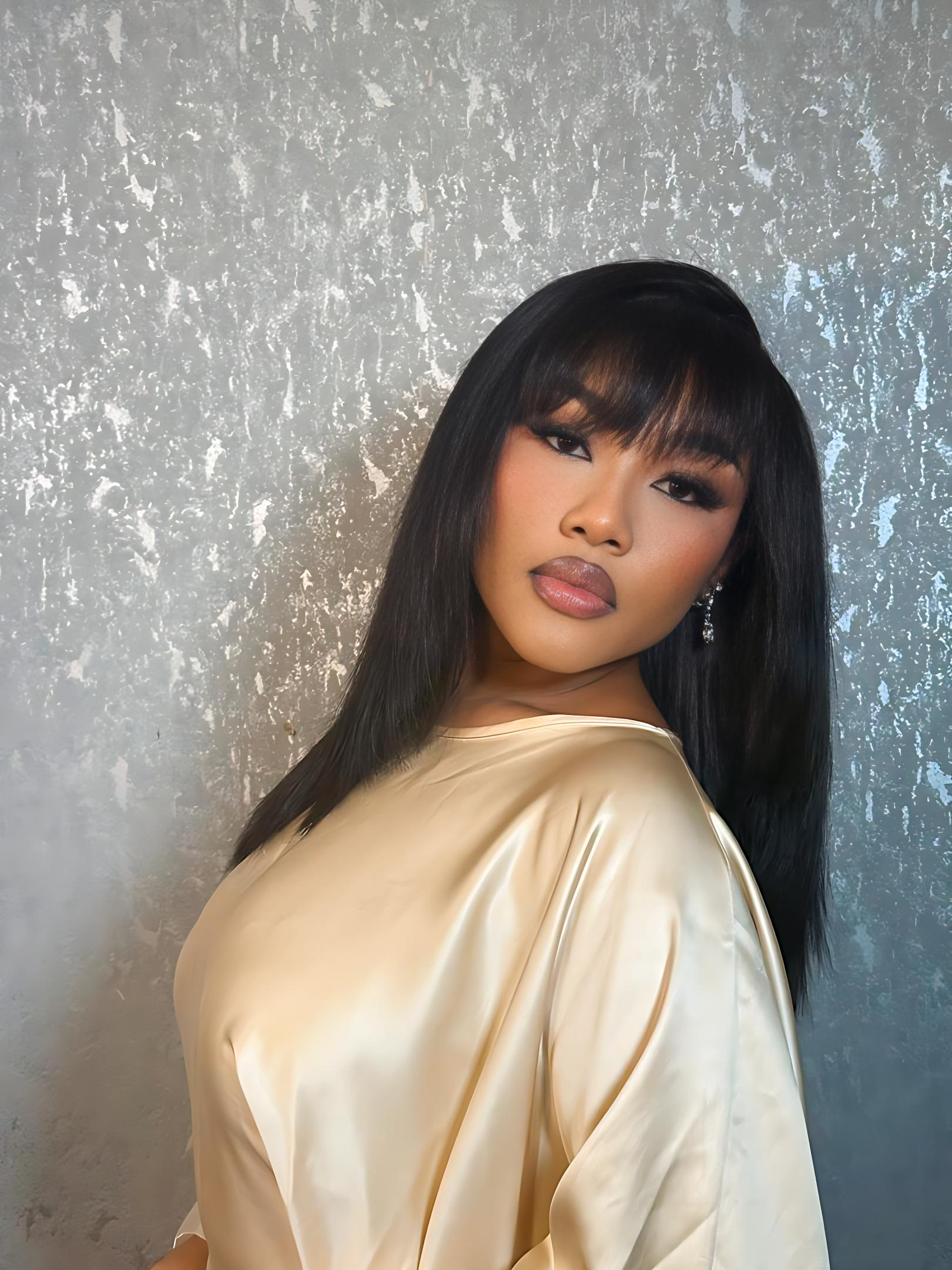 16 inches raw hair layered side-fringe in Jet black