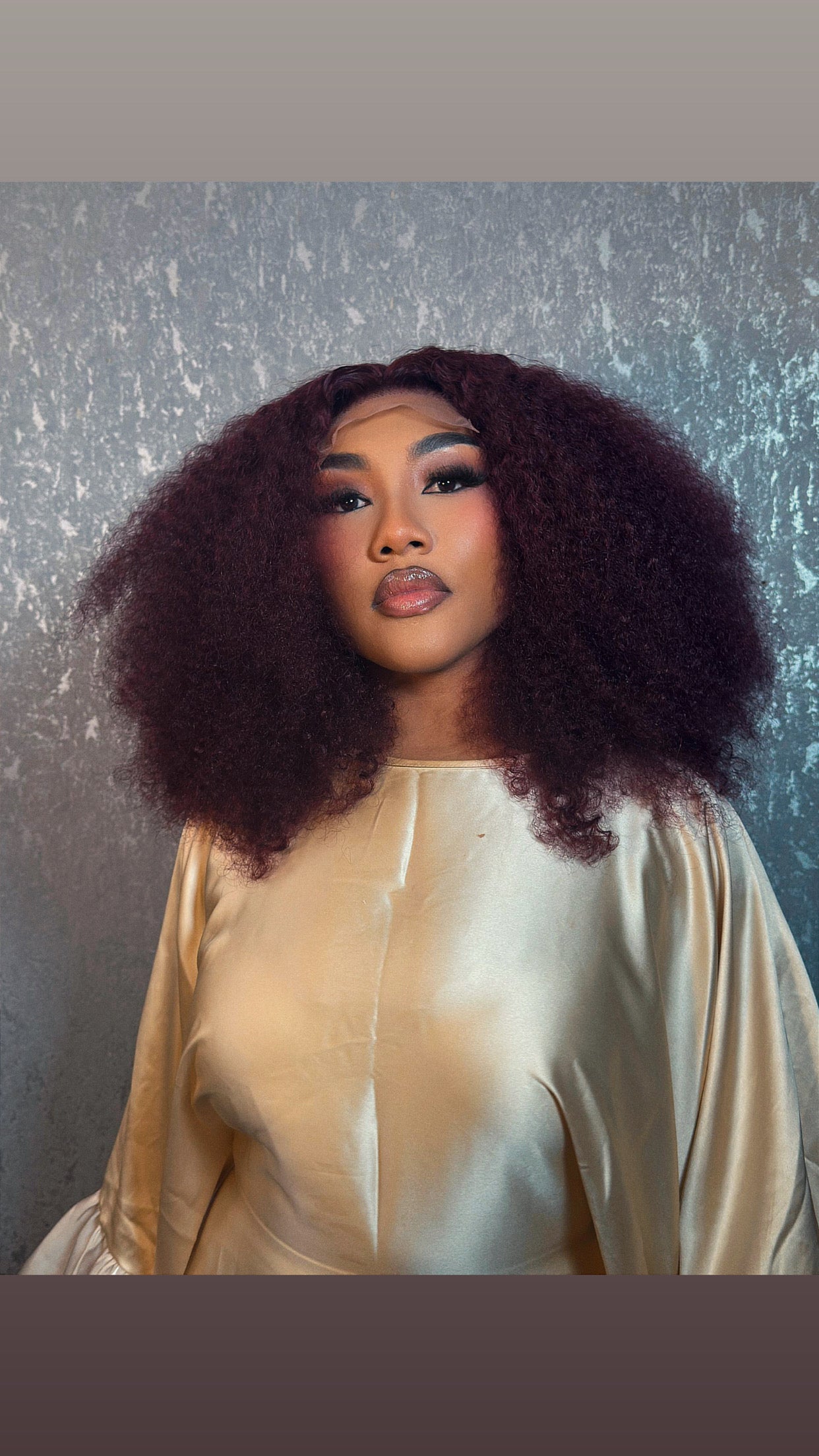 SDD kinky curls 16 inches in burgundy  with matching 4by4 closure